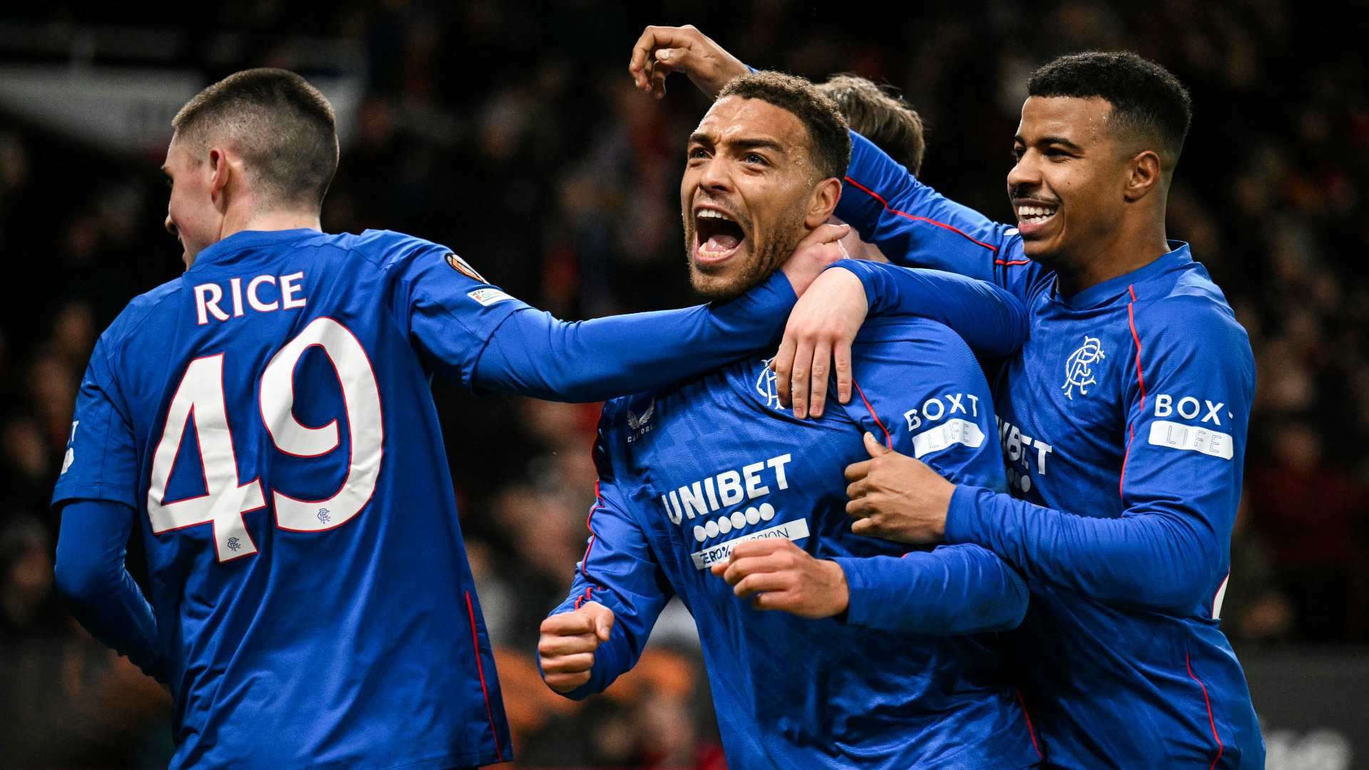 草坪的凹凸 草坪的凹凸